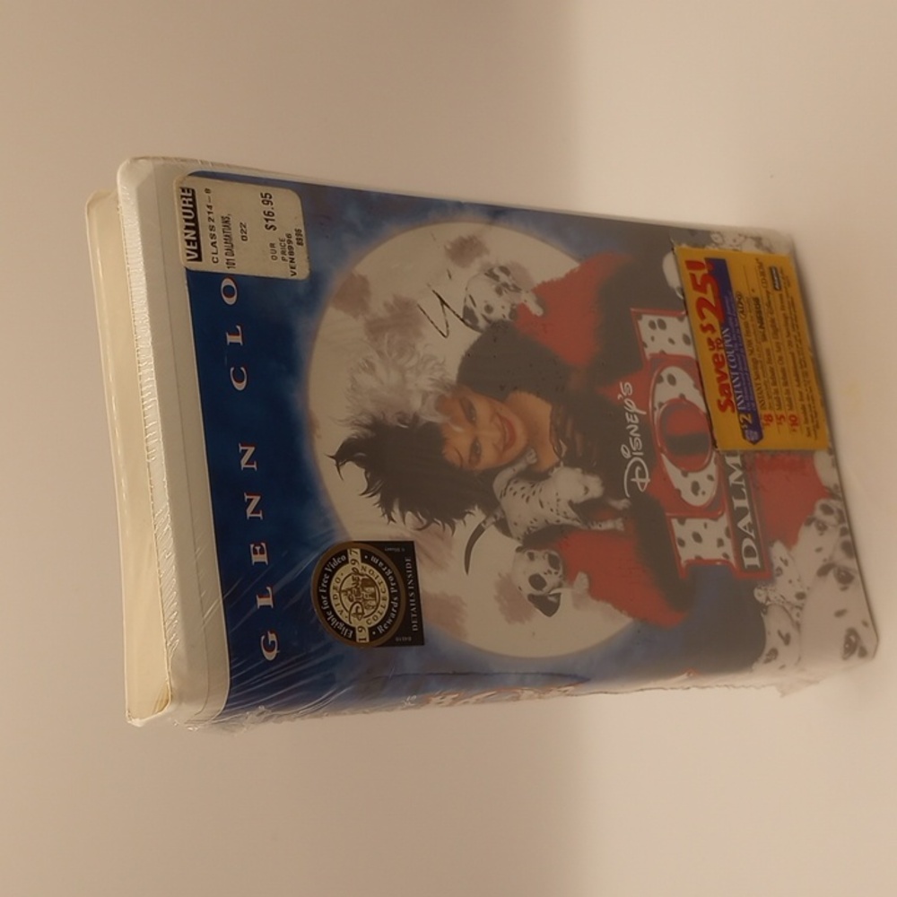 Disney 101 Dalmatian VHS
